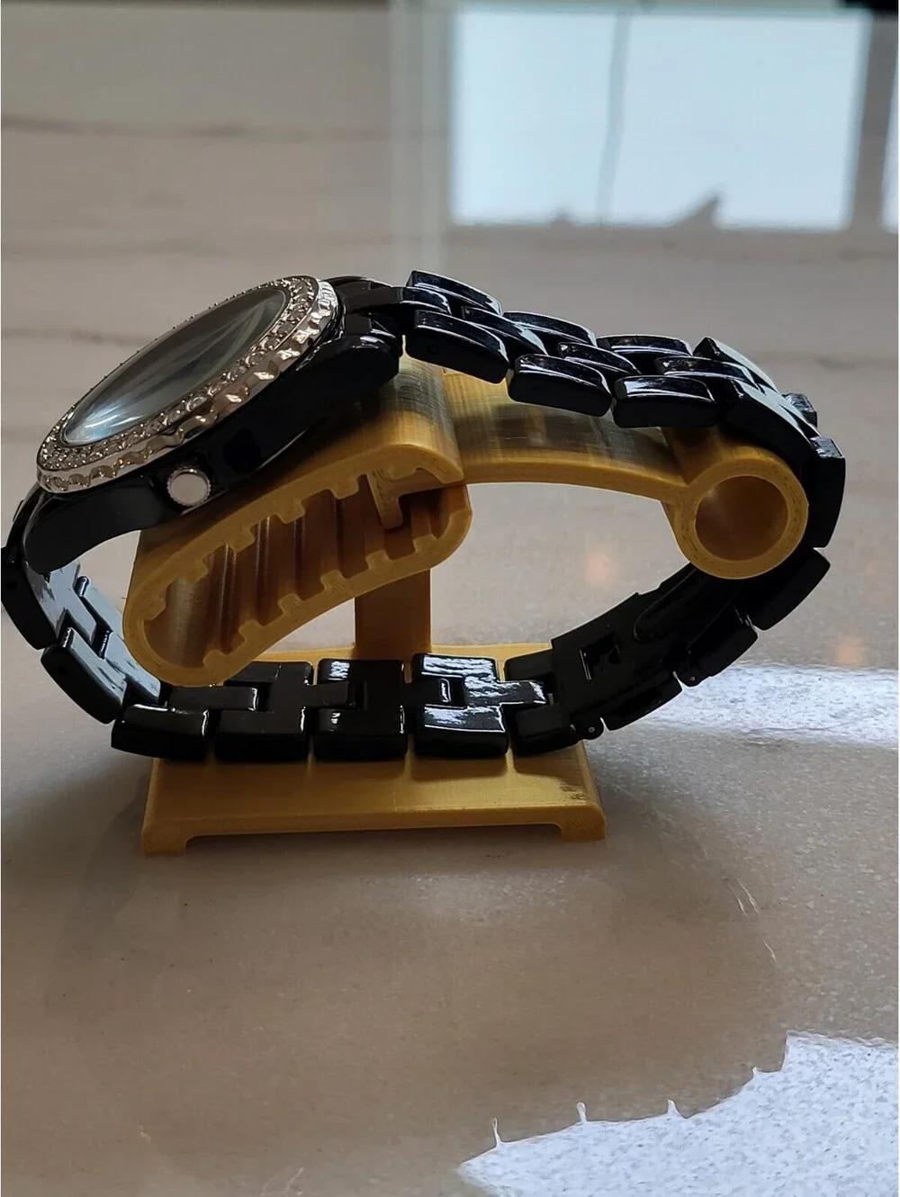 NWT Geneva Mens Watch New Battery 40mm 8.75